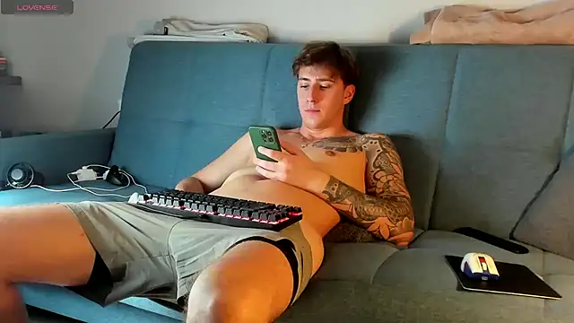 DaniHort online show from October 2025 11:18:02 AM