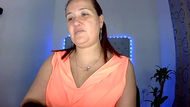 Snapshot of Gabrielajewel_ chatting on September 2025 09:18:01 PM Gabrielajewel online show from September 2025 09:18:01 PM