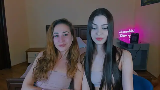 elza rose online show from March 2026 08:01:01 PM