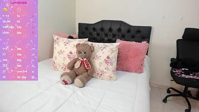 MariamCastiblanco online show from September 2025 11:07:01 PM