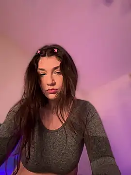 ScarletBloom  online show from February 2026 04:54:01 PM