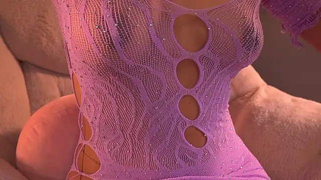 violeth     online show from October 2025 11:18:01 AM