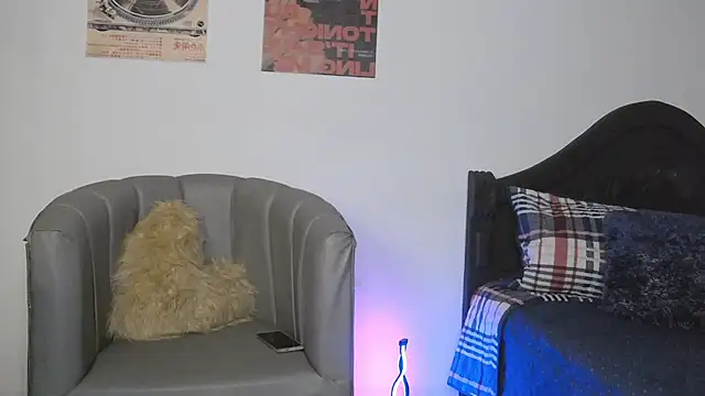 CoralieBronson online show from February 2026 12:44:02 AM