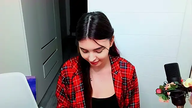 peachyness online show from January 2026 04:34:01 PM