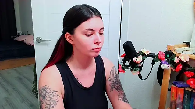 Snapshot of peachyness chatting on February 2026 11:55:02 PM peachyness online show from February 2026 11:55:02 PM