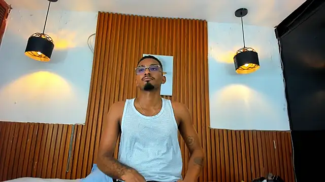 Darwin mayo online show from October 2025 05:39:01 PM