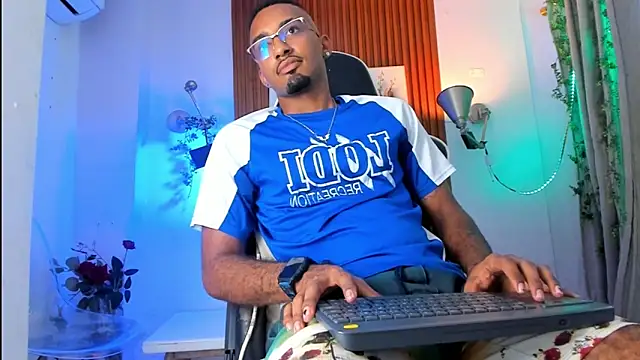 Darwin mayo online show from February 2026 06:22:02 PM