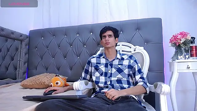 Sebalexis7 online show from October 2025 02:23:02 AM