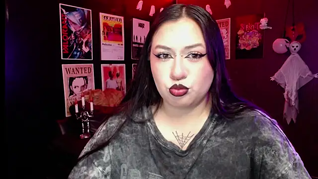 Ravendark  online show from October 2025 07:22:01 PM