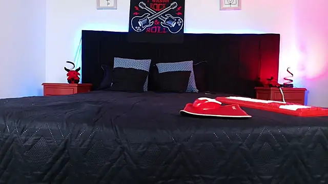 Alisse Moore online show from March 2026 12:23:02 PM