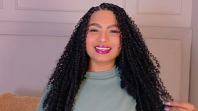 Snapshot of LanaRozz chatting on October 2025 01:32:01 PM LanaRozz online show from October 2025 01:32:01 PM