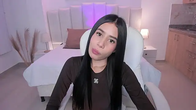 Snapshot of miranda_crawfor chatting on February 2026 04:16:01 AM miranda crawfor online show from February 2026 04:16:01 AM