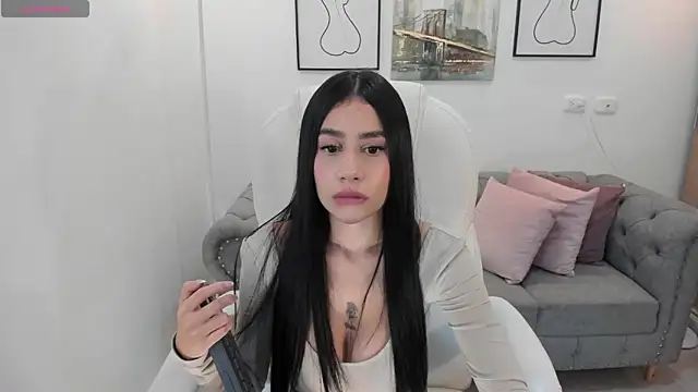 Snapshot of miranda_crawfor chatting on February 2026 05:00:02 AM miranda crawfor online show from February 2026 05:00:02 AM