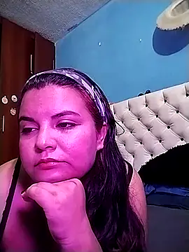 Snapshot of SamiBoobsxx chatting on November 2025 05:32:02 AM SamiBoobsxx online show from November 2025 05:32:02 AM