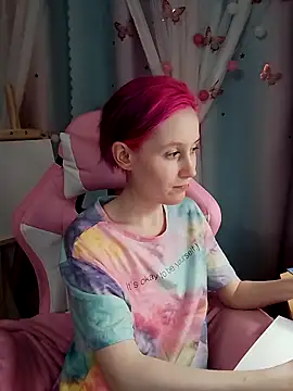 Snapshot of Fuzzy_Unicorn chatting on September 2025 07:02:02 PM Fuzzy Unicorn online show from September 2025 07:02:02 PM