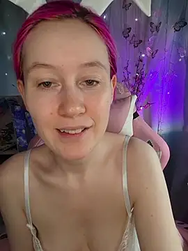 Fuzzy Unicorn online show from May 2026 10:44:01 AM