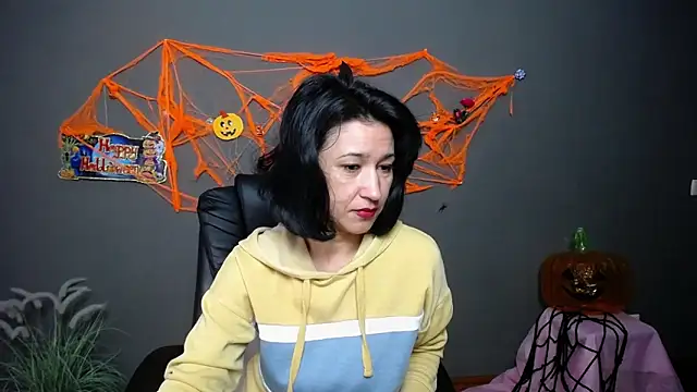 CameronEnns online show from November 2025 07:21:01 AM