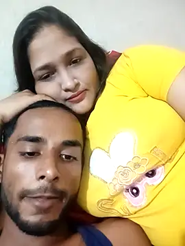 Snapshot of Hotty-couple063 chatting on September 2025 08:47:01 AM Hotty-couple063 online show from September 2025 08:47:01 AM