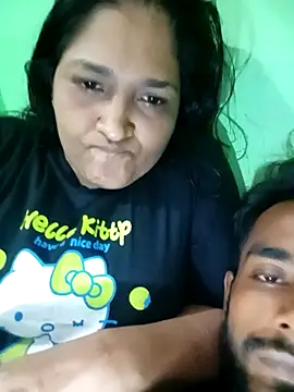 Snapshot of Hotty-couple063 chatting on September 2025 05:49:01 PM Hotty-couple063 online show from September 2025 05:49:01 PM