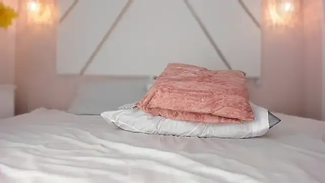 isabellashine online show from April 2026 09:39:33 PM