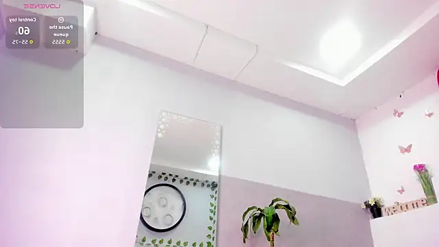 klariz09 online show from February 2026 07:59:01 PM