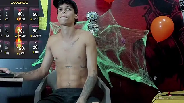 Ian1  online show from November 2025 01:35:02 PM