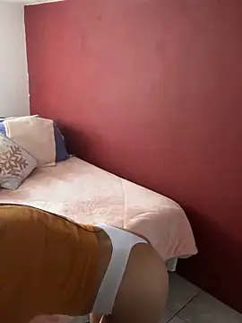 Snapshot of Bamby_milflatina chatting on October 2025 06:07:01 PM Bamby milflatina online show from October 2025 06:07:01 PM