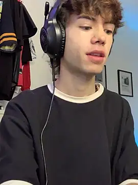 Tonerii online show from September 2025 01:16:02 AM