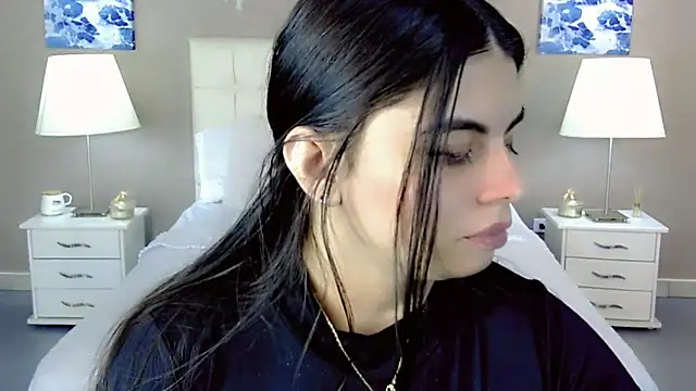 maddissonivanova online show from September 2025 07:17:02 PM