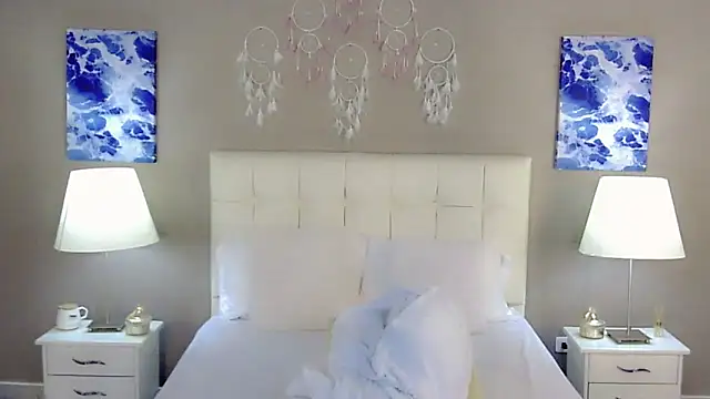 maddissonivanova online show from September 2025 07:18:02 PM