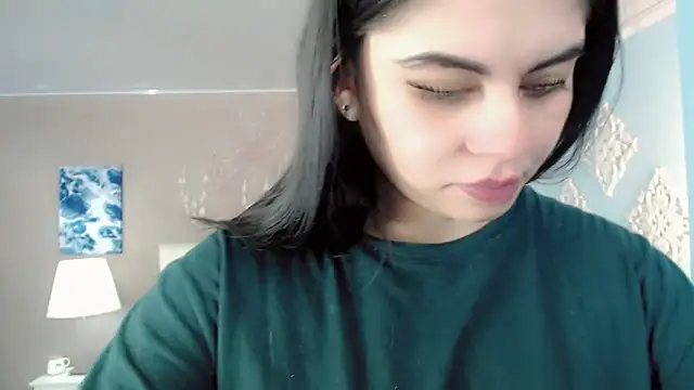 maddissonivanova online show from October 2025 07:25:02 PM