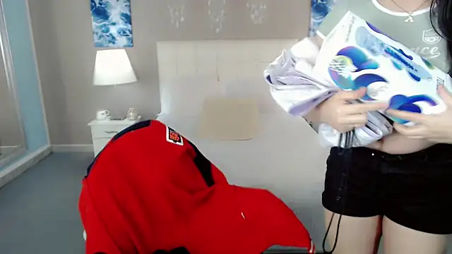 maddissonivanova online show from October 2025 07:26:01 PM