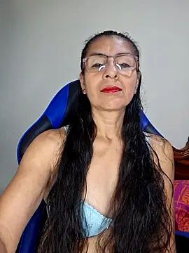 Natasha 50 online show from December 2025 04:30:02 AM