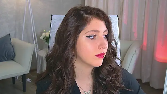 Mary Miiller online show from October 2025 09:32:01 AM