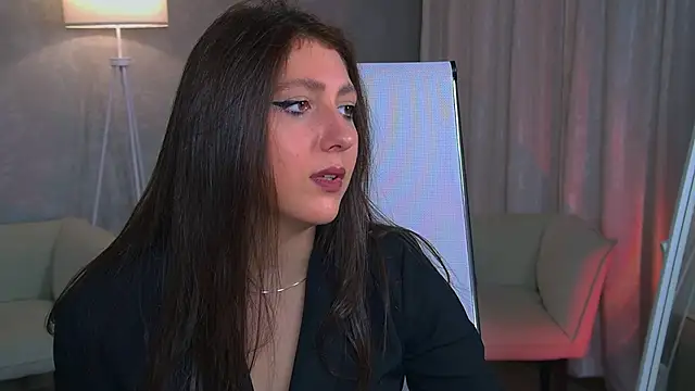 Mary Miiller online show from October 2025 10:00:02 AM