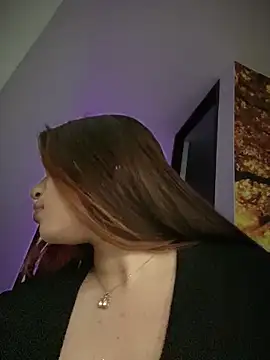 Yaqui elle online show from December 2025 03:26:02 AM