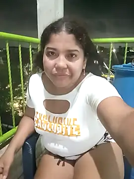 Snapshot of angelHeath13 chatting on October 2025 04:41:02 AM angelHeath13 online show from October 2025 04:41:02 AM