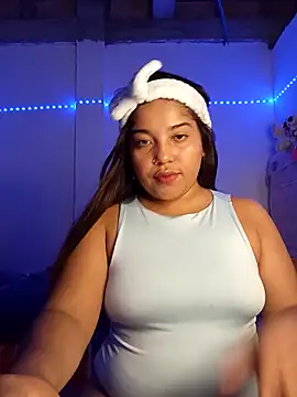 Snapshot of angelHeath13 chatting on October 2025 06:25:02 AM angelHeath13 online show from October 2025 06:25:02 AM