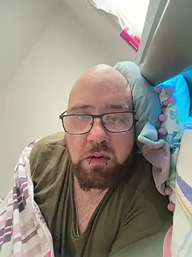 mrandmrsdarkside online show from March 2026 09:02:02 AM