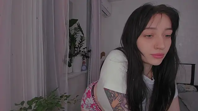 AriellaAllure online show from November 2025 12:55:01 PM