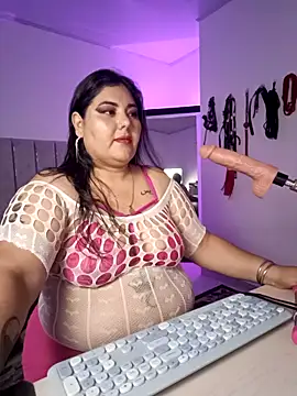 Snapshot of AndreaKinky chatting on September 2025 08:19:01 AM AndreaKinky online show from September 2025 08:19:01 AM