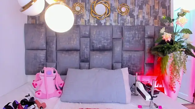 Snapshot of PatyLawrence chatting on November 2025 04:13:02 AM PatyLawrence online show from November 2025 04:13:02 AM