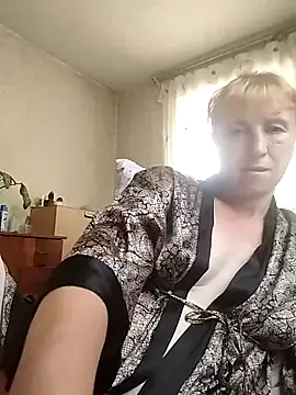 Snapshot of Flower2931 chatting on June 2026 08:56:01 AM Flower2931 online show from June 2026 08:56:01 AM