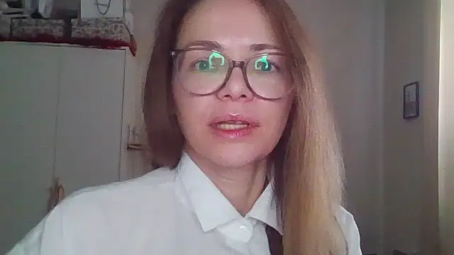 Snapshot of SEA_Dream chatting on March 2026 04:49:02 AM SEA Dream online show from March 2026 04:49:02 AM