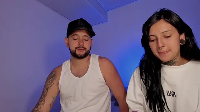 Snapshot of lola_n_apolo chatting on September 2025 03:30:02 AM lola n apolo online show from September 2025 03:30:02 AM