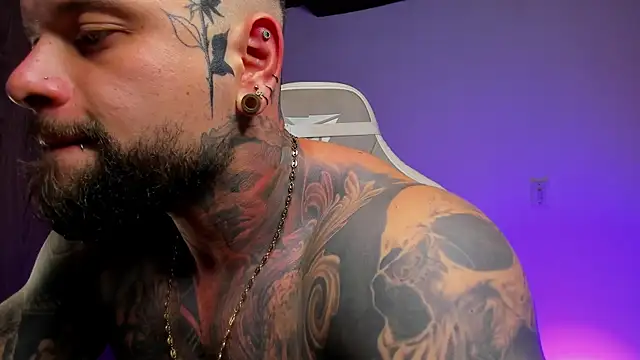 Snapshot of natevillage chatting on September 2025 03:06:02 AM natevillage online show from September 2025 03:06:02 AM