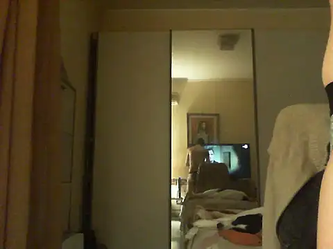 Snapshot of KalendaXL chatting on March 2026 12:50:01 AM KalendaXL online show from March 2026 12:50:01 AM