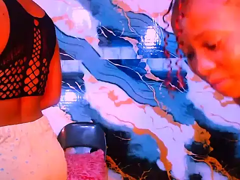 Snapshot of ebonypretty4u69 chatting on November 2025 05:33:02 PM ebonypretty4u69 online show from November 2025 05:33:02 PM