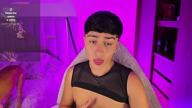 Matheewx m online show from March 2026 01:25:01 AM