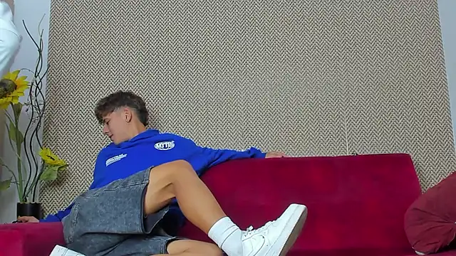 willy sexxx18 online show from February 2026 07:32:02 PM